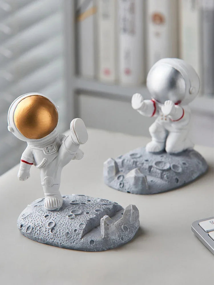 Nordic Style Astronauts Mobile Phone Stand